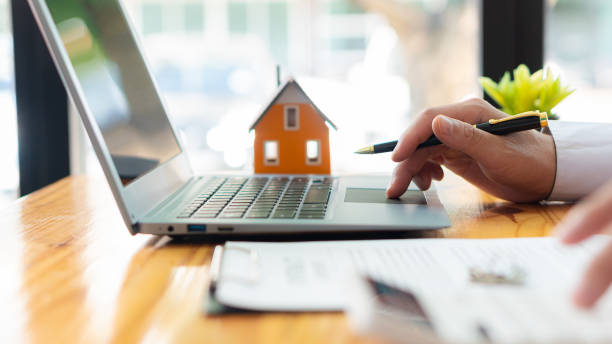 Real Estate Brokerage: A Complete Guide for Buyers, Sellers, and Real Estate Professionals 